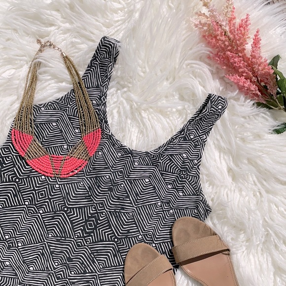 🎉HP🎉Black & white sun dress | mini summer dress - Picture 3 of 3